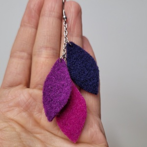 Lebegő levelek aromafülbevaló - kék, lila, fukszia - ékszer - fülbevaló - lógó fülbevaló - Meska.hu