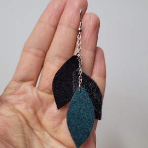 Lebegő levelek aromafülbevaló - fekete, szürke és petrolzöld - ékszer - fülbevaló - lógó fülbevaló - Meska.hu