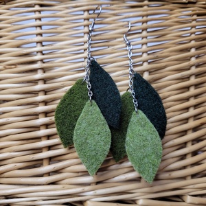 Lebegő levelek aromafülbevaló - zöld árnyalatai, Ékszer, Fülbevaló, Lógó fülbevaló, Ékszerkészítés, MESKA