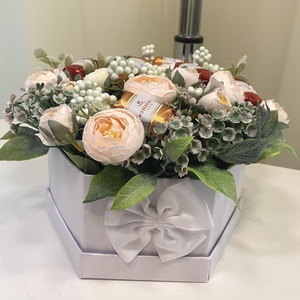 Csoki Marcipán és boglárka virágbox, virágcsokor asztaldísz, virágdoboz , virágbox - otthon & életmód - dekoráció - virágdísz és tartó - virágbox, virágdoboz - Meska.hu