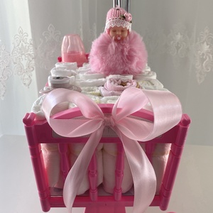 Baby bölcső  pelenkatorta, 2-5 kg pelenkatorony, babaváró csomag - játék & sport - babalátogató ajándékcsomag - Meska.hu