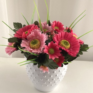 Gerbera csokor fém kaspóban - otthon & életmód - dekoráció - virágdísz és tartó - virágbox, virágdoboz - Meska.hu