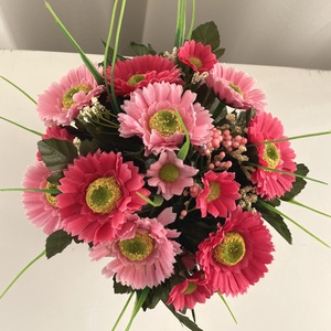 Gerbera csokor fém kaspóban - otthon & életmód - dekoráció - virágdísz és tartó - virágbox, virágdoboz - Meska.hu