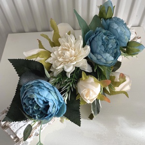 Kék rózsa kéreg fahasáb asztaldísz - otthon & életmód - dekoráció - asztal és polc dekoráció - asztaldísz - Meska.hu