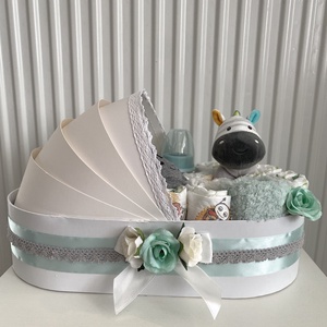 Kis zebra bölcső pelenkatorta, 2-5 kg pelenkatorony, babaváró csomag - baba - mama - babalátogató ajándékcsomag - Meska.hu