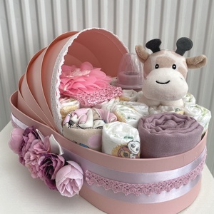 Kis boci bölcső pelenkatorta, 2-5 kg pelenkatorony, babaváró csomag - baba - mama - pelenkázó, babafürdető kellékek - pelenkatorta - Meska.hu