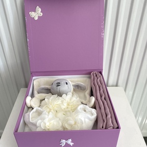Bárányka pelenkatorta, 2-5 kg pelenkatorony, babaváró csomag - játék & sport - babalátogató ajándékcsomag - Meska.hu