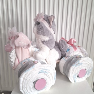 Kis cicás  Quad   autó pelenkatorta, 2-5 kg pelenkatorony, babaváró csomag, kelengye - játék & sport - babalátogató ajándékcsomag - Meska.hu