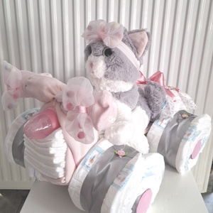 Kis cicás  Quad   autó pelenkatorta, 2-5 kg pelenkatorony, babaváró csomag, kelengye - játék & sport - babalátogató ajándékcsomag - Meska.hu