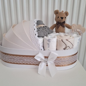 Iciri piciri medvebocs bölcső pelenkatorta 4-8 kg, pelenkatorony, babaváró csomag, kelengye - játék & sport - babalátogató ajándékcsomag - Meska.hu