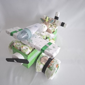  Szamár repülő pelenkatorta, 3-6kg pelenkatorony, babaváró csomag, kelengye - játék & sport - babalátogató ajándékcsomag - Meska.hu