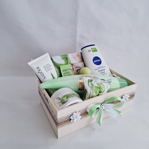 Aloe Vera kényeztető csomag, kozmetikai csomag, spa, illatszer csomag - szépségápolás - kozmetikai ajándékcsomag - Meska.hu