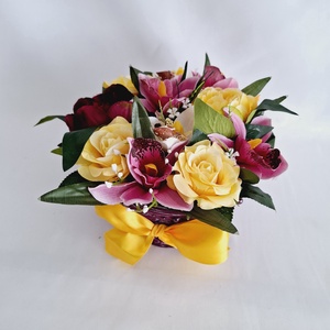 Pünkösdi rózsa orchidea kaspó, csokor, box, asztaldísz - Meska.hu