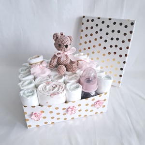 Maci baba box,  pelenkatorta 4-8 kg, pelenka doboz, babaváró csomag - játék & sport - babalátogató ajándékcsomag - Meska.hu