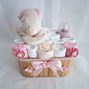 Kis mackó bababox, pelenkatorta, 4-8kg pelenkatorony, babaváró csomag - játék & sport - babalátogató ajándékcsomag - Meska.hu