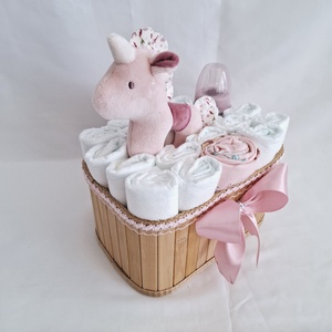 Egyszarvú bababox, pelenkatorta, 4-8kg pelenkatorony, babaváró csomag - játék & sport - babalátogató ajándékcsomag - Meska.hu