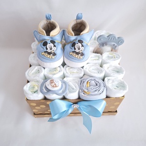 Mickey tipegő baba box, pelenkatorta  4-8kg pelenka doboz, babaváró csomag - játék & sport - babalátogató ajándékcsomag - Meska.hu