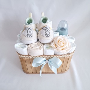 Malacka tipegő baba box, pelenkatorta  4-8 kg pelenka doboz, babaváró csomag - játék & sport - babalátogató ajándékcsomag - Meska.hu