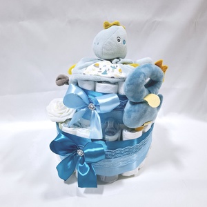 Dino baba box, pelenkatorta 4-8kg pelenkatorony, babaváró csomag - játék & sport - babalátogató ajándékcsomag - Meska.hu