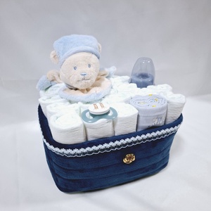 Maci baba box, pelenkatorta 4-8kg pelenkatorony, babaváró csomag, kelengye - játék & sport - babalátogató ajándékcsomag - Meska.hu