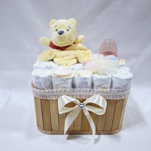 Micimackó pelenkatorony, pelenkatorta, babaváró csomag, kelengye 2-5kg, Játék & Sport, Babalátogató ajándékcsomag, Mindenmás, MESKA