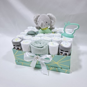 Elefánt baba box etető cumival, pelenkatorta 2-5 kg pelenkatorony, babaváró csomag, kelengye - játék & sport - babalátogató ajándékcsomag - Meska.hu