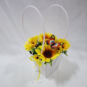 Ünnepi napraforgó virágcsokor, virágdoboz, örökcsokor, kézicsokor, ajándék (édességgel) - otthon & életmód - dekoráció - virágdísz és tartó - csokor & virágdísz - Meska.hu Ünnepi napraforgó virágcsokor, virágdoboz, örökcsokor, kézicsokor, ajándék (édességgel) - otthon & életmód - dekoráció - virágdísz és tartó - csokor & virágdísz - Meska.hu