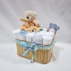 Maci cumilánccal pelenkatorony, pelenkatorta babaváró csomag 4-8kg, kelengye - játék & sport - babalátogató ajándékcsomag - Meska.hu