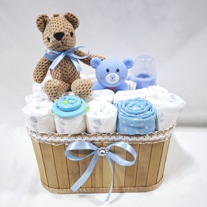 Kis macik pelenkatorony, pelenkatorta babaváró csomag 2-5 kg, kelengye - játék & sport - babalátogató ajándékcsomag - Meska.hu