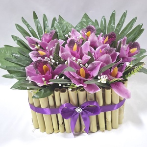Orchidea babusszal virágcsokor, virágdoboz, asztaldísz, dekoráció, ajándék - Meska.hu