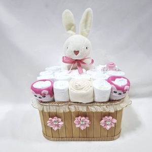 Nyuszi baba box, pelenkatorta  4-8 kg pelenka doboz, babaváró csomag, kelengye - Meska.hu