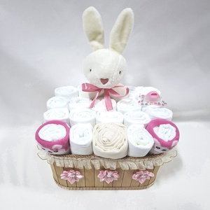 Nyuszi baba box, pelenkatorta  4-8 kg pelenka doboz, babaváró csomag, kelengye - játék & sport - babalátogató ajándékcsomag - Meska.hu