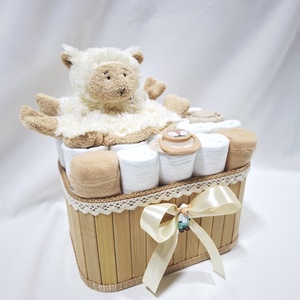 Bárány baba box, pelenkatorta  4-8 kg pelenka doboz, babaváró csomag, kelengye - játék & sport - babalátogató ajándékcsomag - Meska.hu