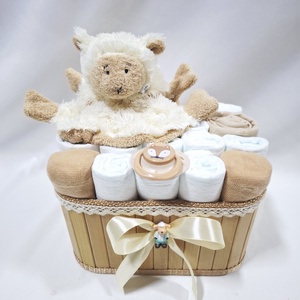 Bárány baba box, pelenkatorta  4-8 kg pelenka doboz, babaváró csomag, kelengye - játék & sport - babalátogató ajándékcsomag - Meska.hu