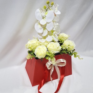 Rózsa virágcsokor, táska, örökcsokor, kézikosár, ajándék (édességgel) - otthon & életmód - dekoráció - Meska.hu