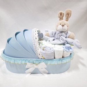Nyuszi bölcső pelenkatorta 2-5 kg, pelenkatorony, babaváró csomag, kelengye - játék & sport - babalátogató ajándékcsomag - Meska.hu
