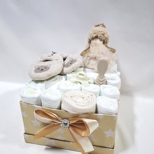  Kis baba box, pelenkatorta 4-8 kg pelenkatorony, babaváró csomag, kelengye - baba - mama - pelenkázó, babafürdető kellékek - pelenkatorta - Meska.hu