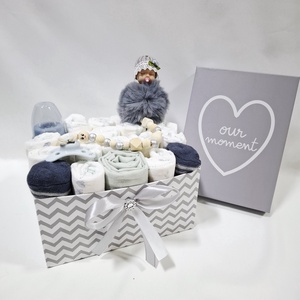  Kis baba box, pelenkatorta 2-5 kg pelenkatorony, babaváró csomag, kelengye - baba - mama - pelenkázó, babafürdető kellékek - pelenkatorta - Meska.hu