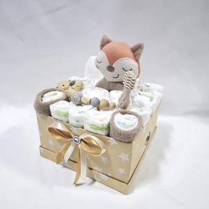 Kis róka baba box, pelenkatorta 2-5 kg pelenkatorony, babaváró csomag, baba kelengye - baba - mama - pelenkázó, babafürdető kellékek - pelenkatorta - Meska.hu
