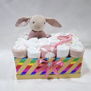 Nyuszika baba box, pelenkatorta 2-5 kg pelenkatorony, babaváró csomag, baba kelengye, Baba - mama, Pelenkázó, babafürdető kellékek, Pelenkatorta, Mindenmás, MESKA