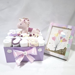 Egyszarvú cumilánccal baba box, pelenkatorta 3-6 kg pelenkatorony, babaváró csomag, baba kelengye - baba - mama - pelenkázó, babafürdető kellékek - pelenkatorta - Meska.hu