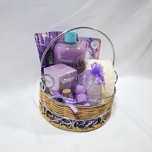 Vitamin gazdag Levendula kényeztető csomag, SPA doboz, kozmetikai csomag  - szépségápolás - kozmetikai ajándékcsomag - Meska.hu