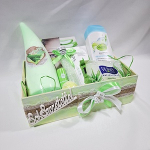 Vitamin gazdag Aloe vera kényeztető csomag, SPA doboz, kozmetikai csomag  - szépségápolás - kozmetikai ajándékcsomag - Meska.hu