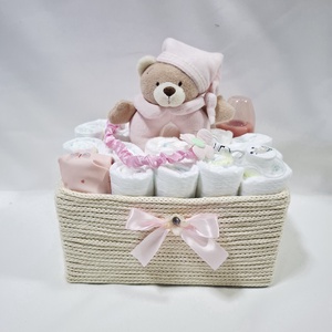 Maci cumilánccal pelenkatorony 3-6 kg, pelenkatorta, babaváró csomag, kelengye - Meska.hu