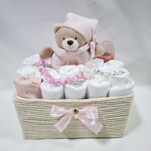 Maci cumilánccal pelenkatorony 3-6 kg, pelenkatorta, babaváró csomag, kelengye - baba - mama - pelenkázó, babafürdető kellékek - pelenkatorta - Meska.hu