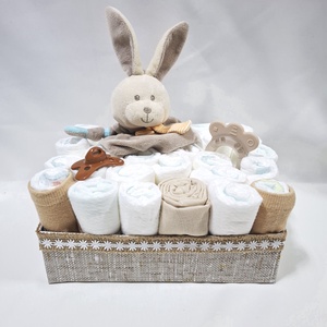 Nyuszi pelenkatorony 3-6 kg, pelenkatorta, babaváró csomag, kelengye - Meska.hu