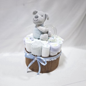 Kutyus baba box, pelenkatorta 2-5 kg pelenkatorony, babaváró csomag, kelengye - baba - mama - pelenkázó, babafürdető kellékek - pelenkatorta - Meska.hu