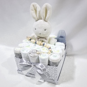 Nyuszi pelenkatorta , 2-5 kg pelenkatorony, babaváró csomag, kelengye - baba - mama - pelenkázó, babafürdető kellékek - pelenkatorta - Meska.hu