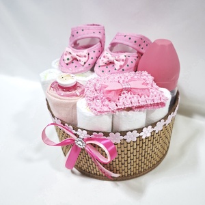Tipegő baba box, pelenkatorta 4-8kg pelenkatorony, babaváró csomag, kelengye - baba - mama - pelenkázó, babafürdető kellékek - pelenkatorta - Meska.hu