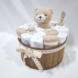 Maci baba box, pelenkatorta 4-8 kg pelenkatorony, babaváró csomag, kelengye - baba - mama - pelenkázó, babafürdető kellékek - pelenkatorta - Meska.hu